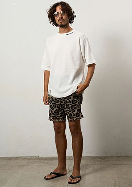 STUD MUFFIN スタッドマフィン コットンヘビーワッフル ワンポイント刺繍 オーバーサイズSSシャツ | WHITE