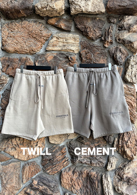 FOG ESSENTIALS 20SS RUBBER TAG SWEAT SHORTS | TWILL