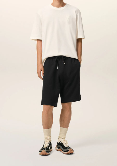 AMI PARIS ライトループバック コットンフリース Ami de Coeur ショートパンツ | 045BLACK