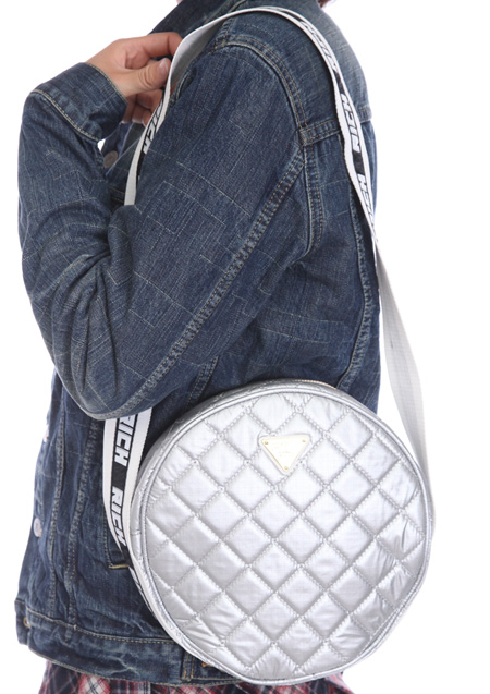 SILVER SHEEN SHOULDER BAG