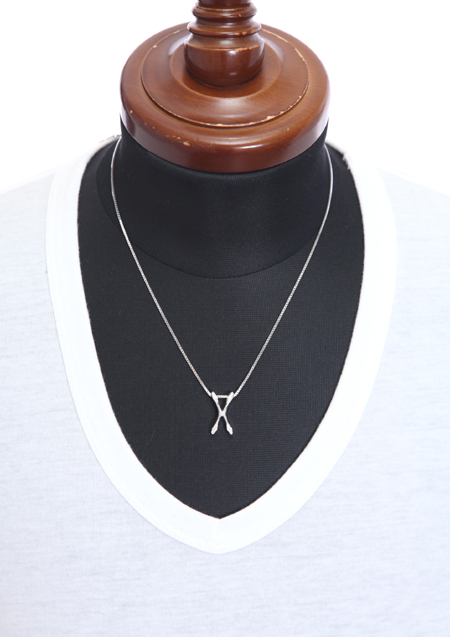 EDGING CROSS PENDANT