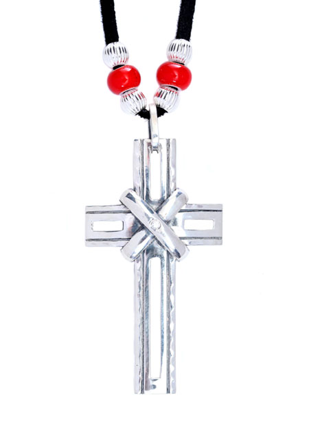 SOLID CROSS PENDANT